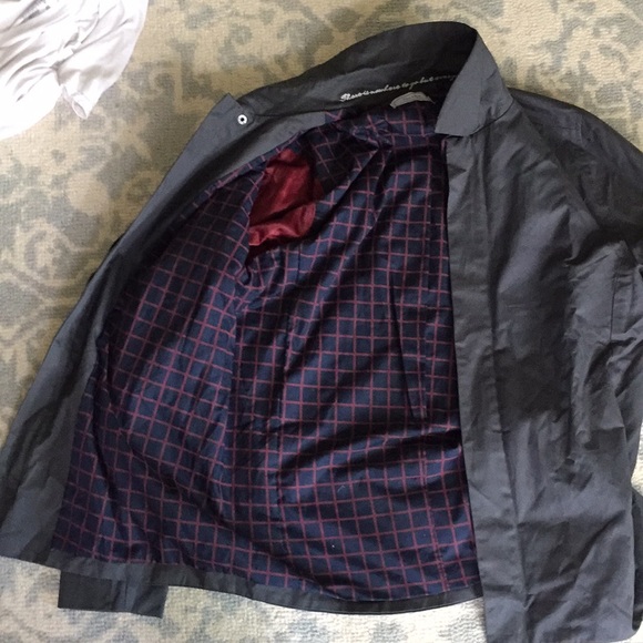 Light weight jacket - Picture 2 of 7